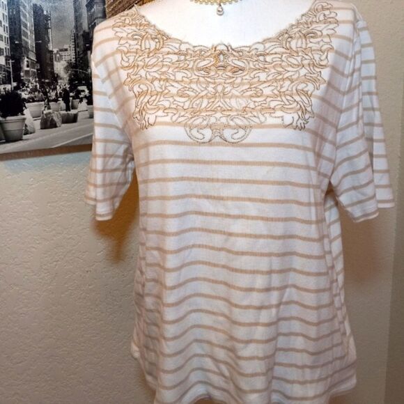 Tshirt with lace in the front by Rafaella size XL/EG - Picture 1 of 8